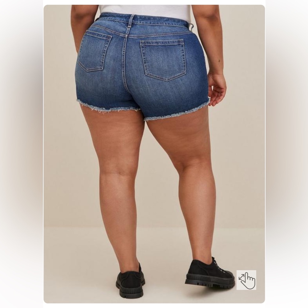 Torrid 5 Inch Vintage Stretch Mid-Rise Short 12 - Picture 10 of 13